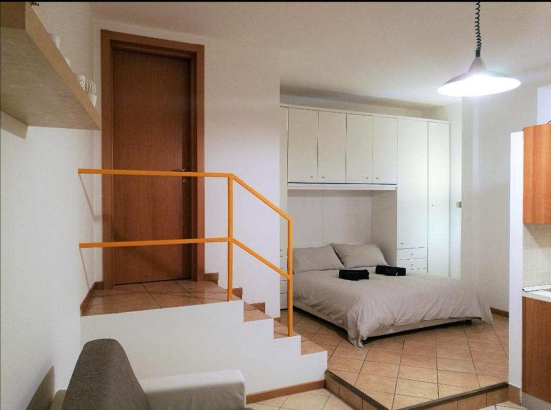 Farolfi Apartments Carracci Bolonia Exterior foto